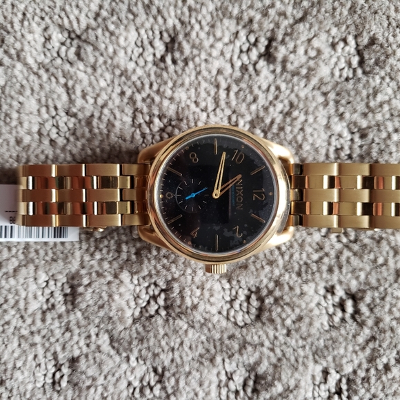Nixon CS39 SS Gold Watch BRAND NEW - Picture 2 of 5
